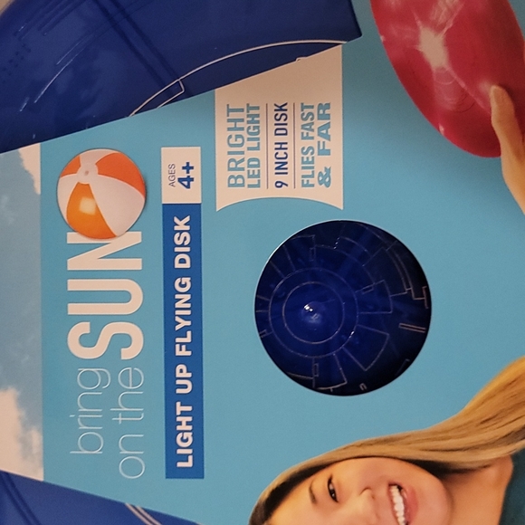 Light up flying disk - Picture 2 of 3